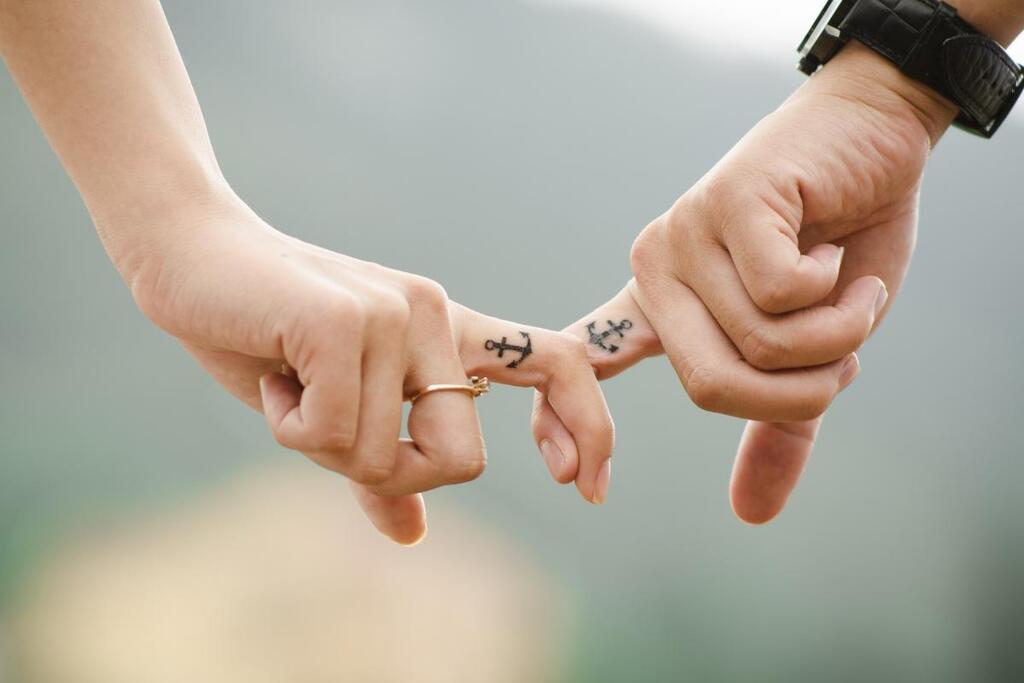 15 Best Soulmate Matching Couple Tattoos That You’ll Love