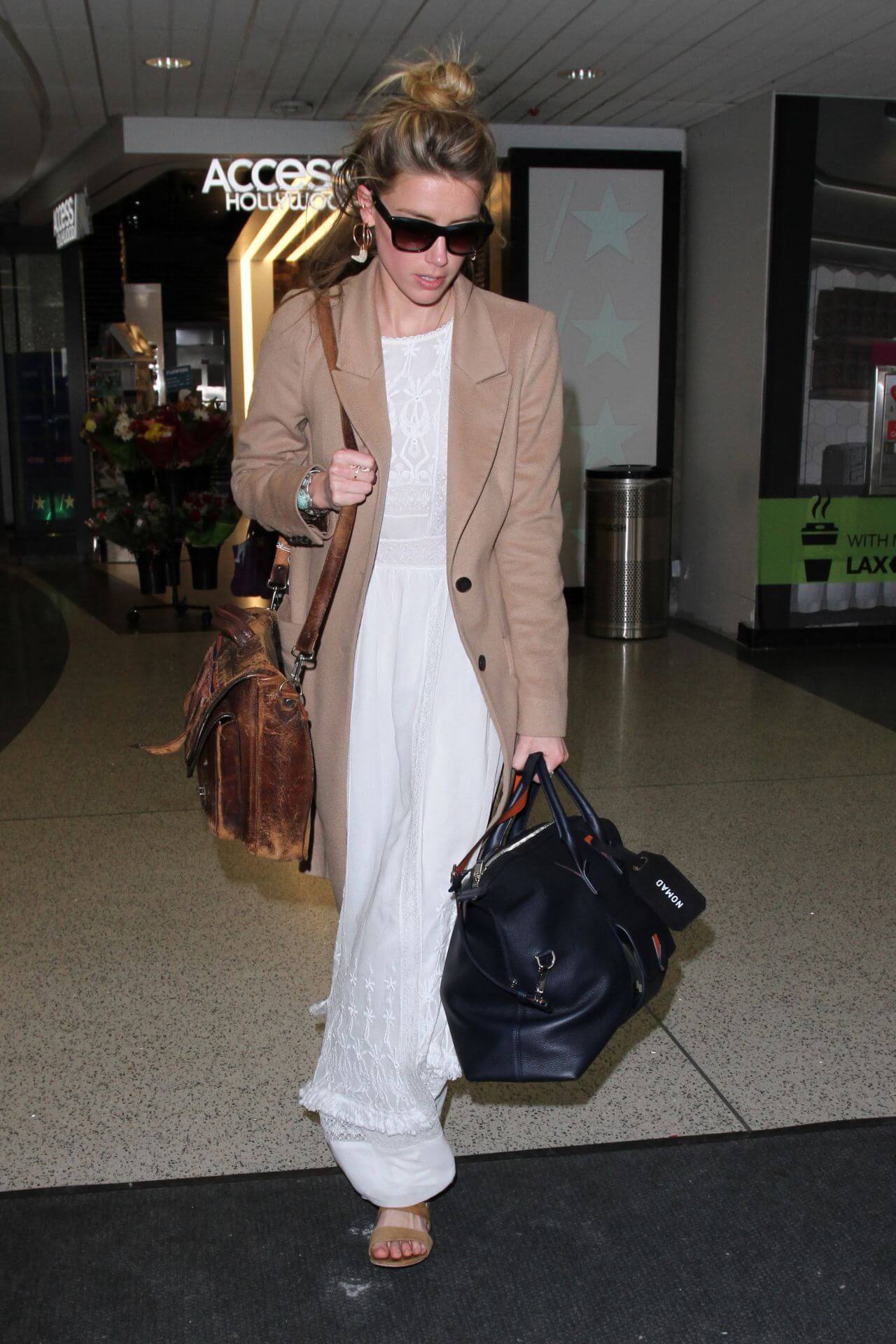 celebrity airport fashion
