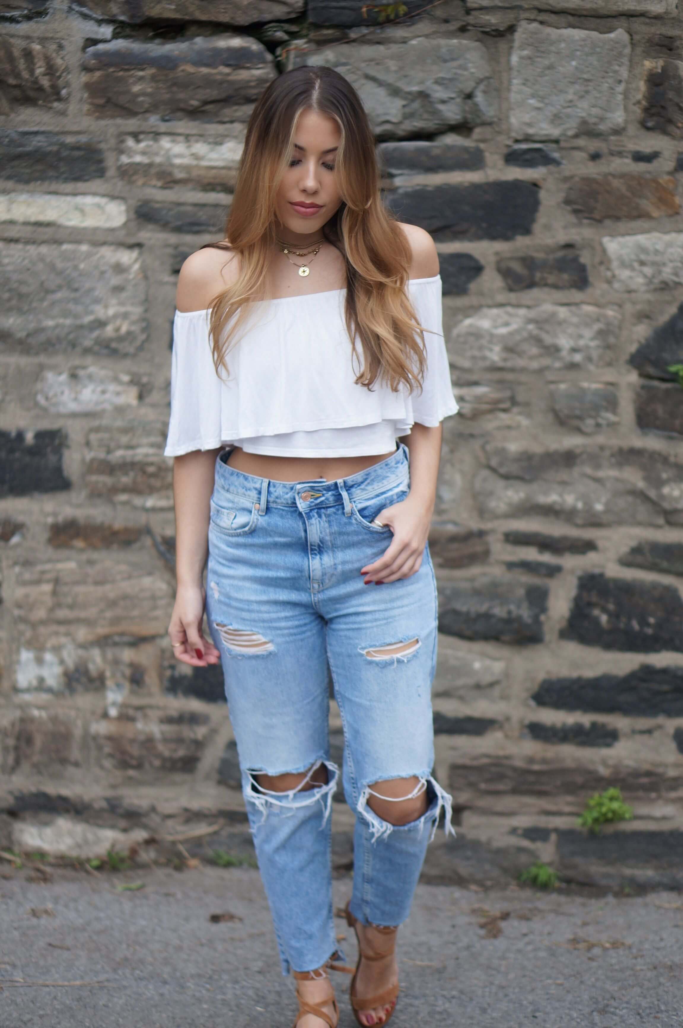 Blue Jeans Outfit 21 Ways To Wear Women S Blue Jeans