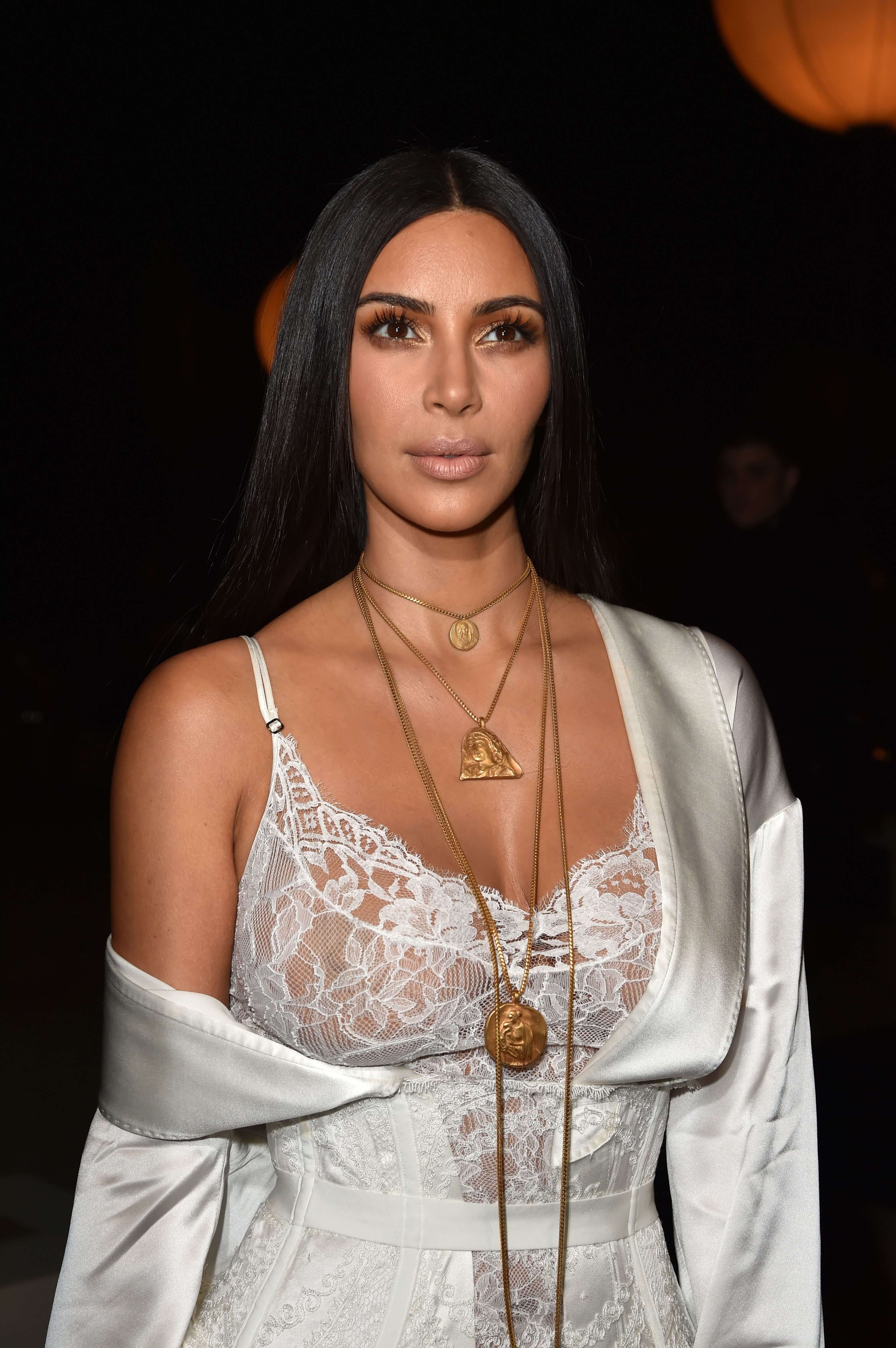 kim kardashian gold pendant necklaces