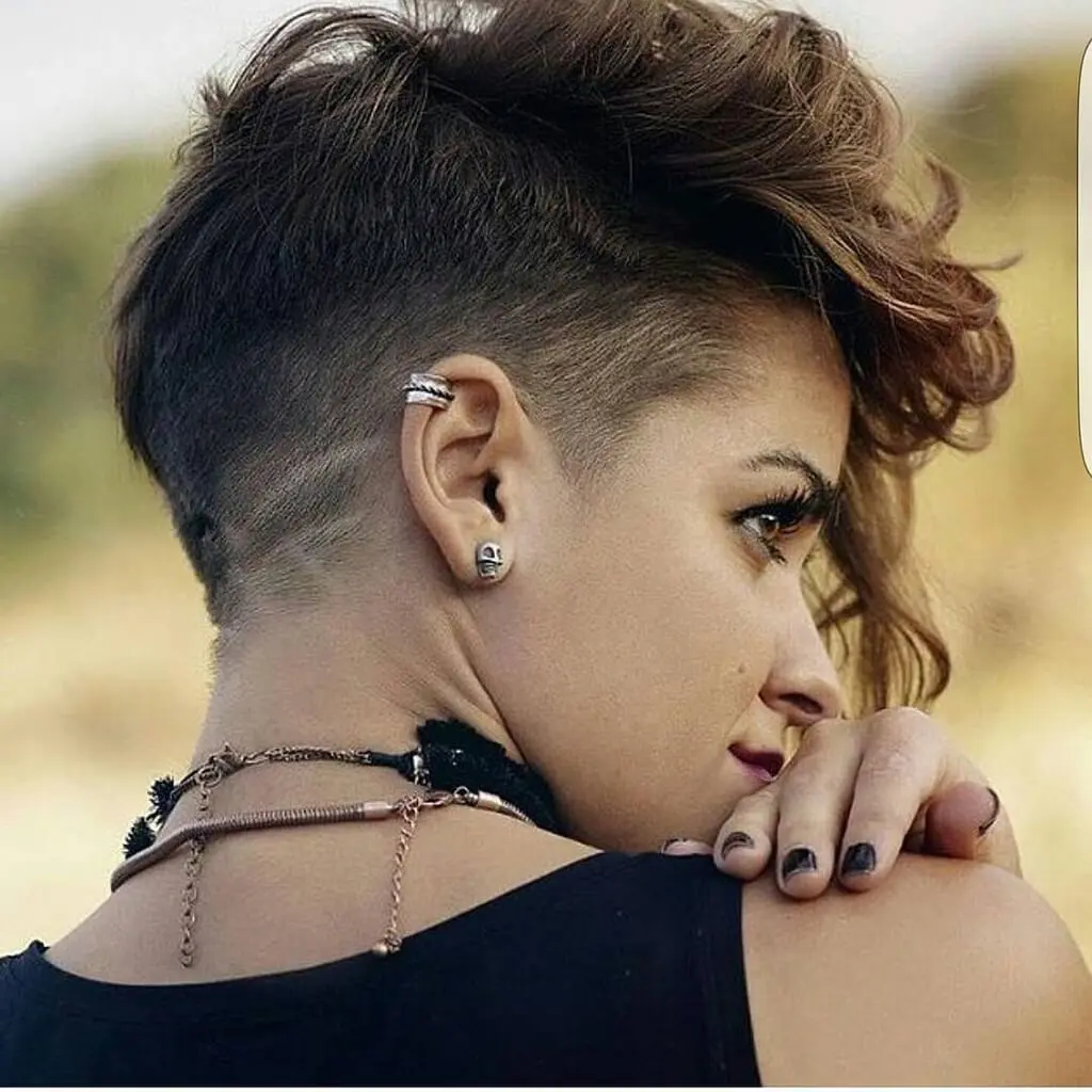 Boho Shade Hair Color – Undercut Etched Very Short Hairs