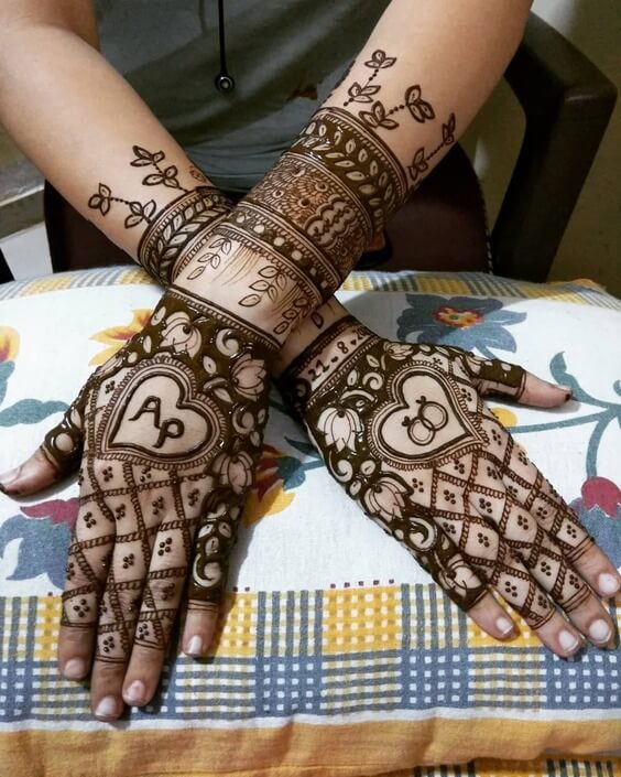 Simple Mehndi Designs For Brides-to-Be
