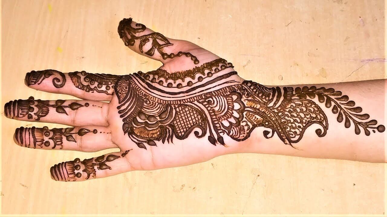 simple mehndi designs for front hands