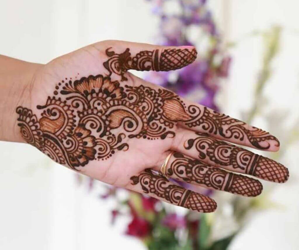 A Simple Mehndi Design For Front Hand Fashionterest