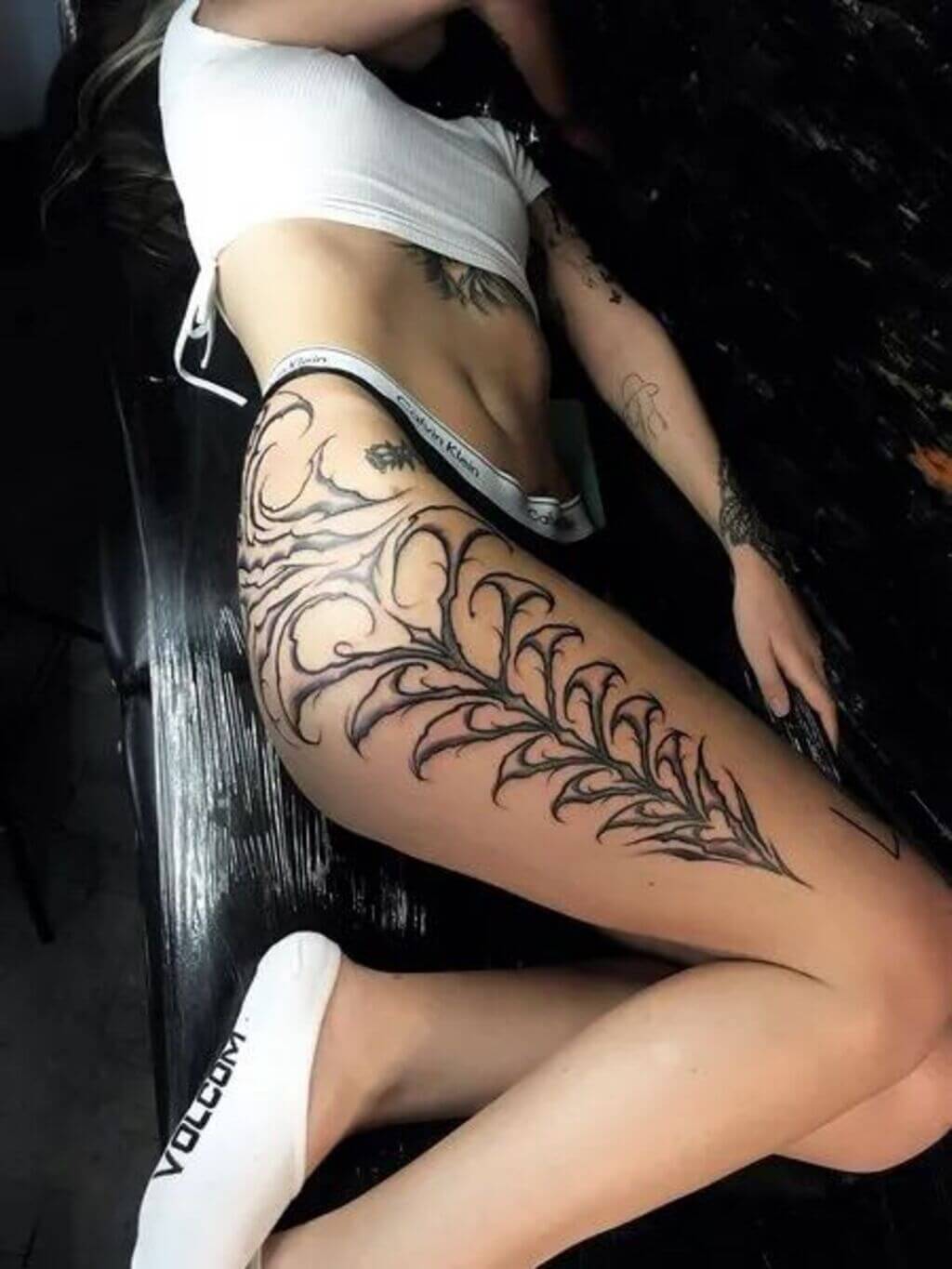 Tribal Tattoos on Females