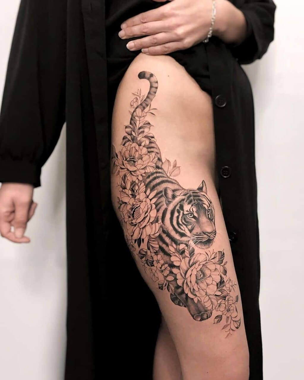 lion tattoo on thigh  hautedraws