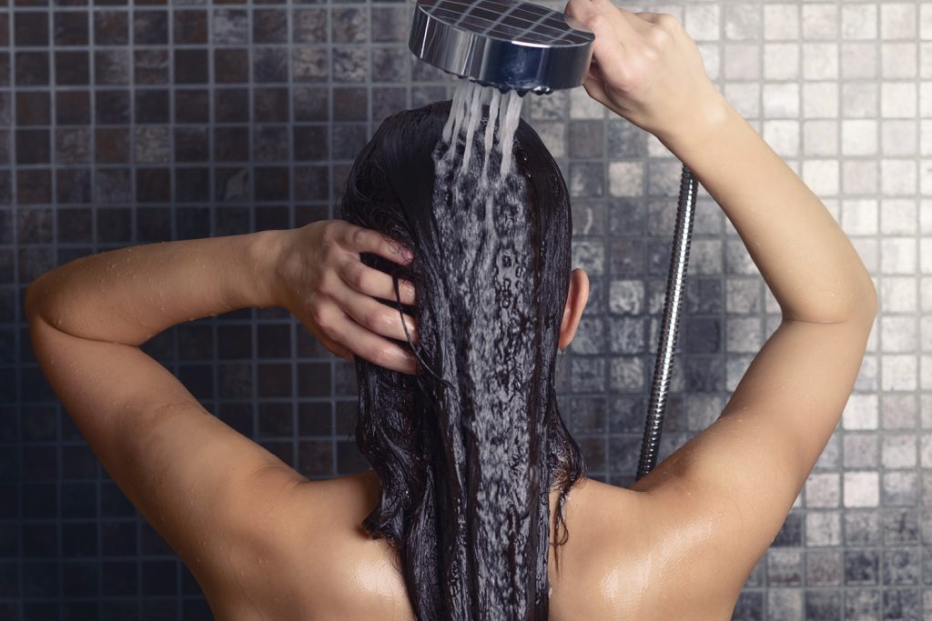 Avoid daily shampoo