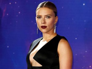20+ Famous Celebrities and Actresses with Big Noses in 2023