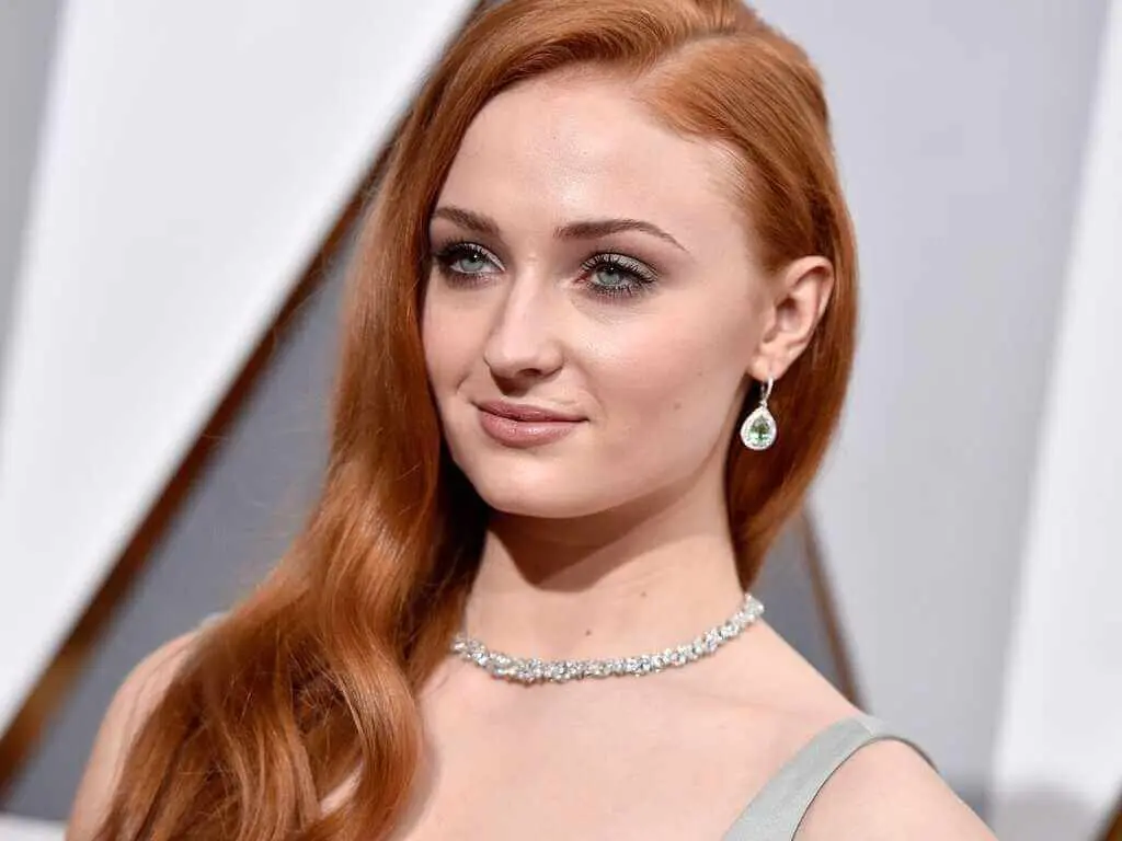 Sophie Turner with red hair 