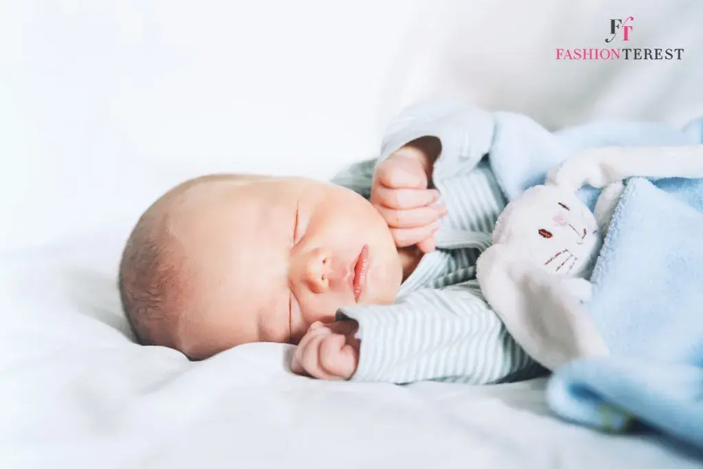 Newborn Baby Clothes to Buy in 2024