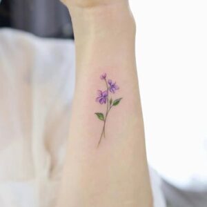 15+ Small Tattoo Ideas With Meaning For Women | Fashionterest