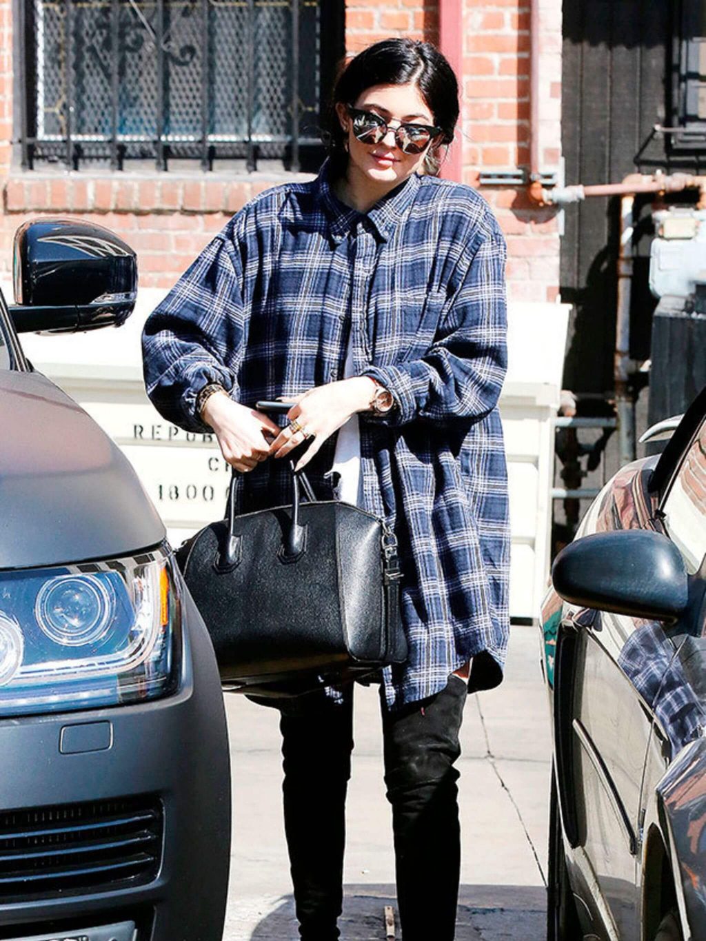 Kylie Jenner Street Style Basic Outfit