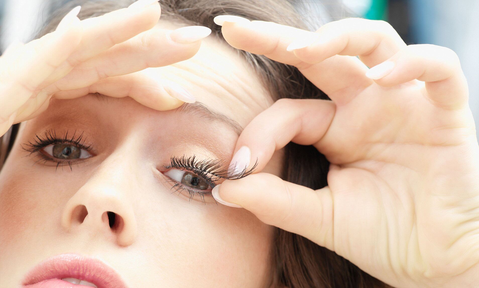 How to Get Rid of Fake Lashes