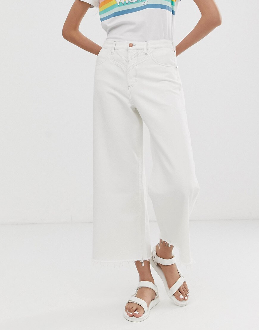 Wrangler’s White Flare Jeans