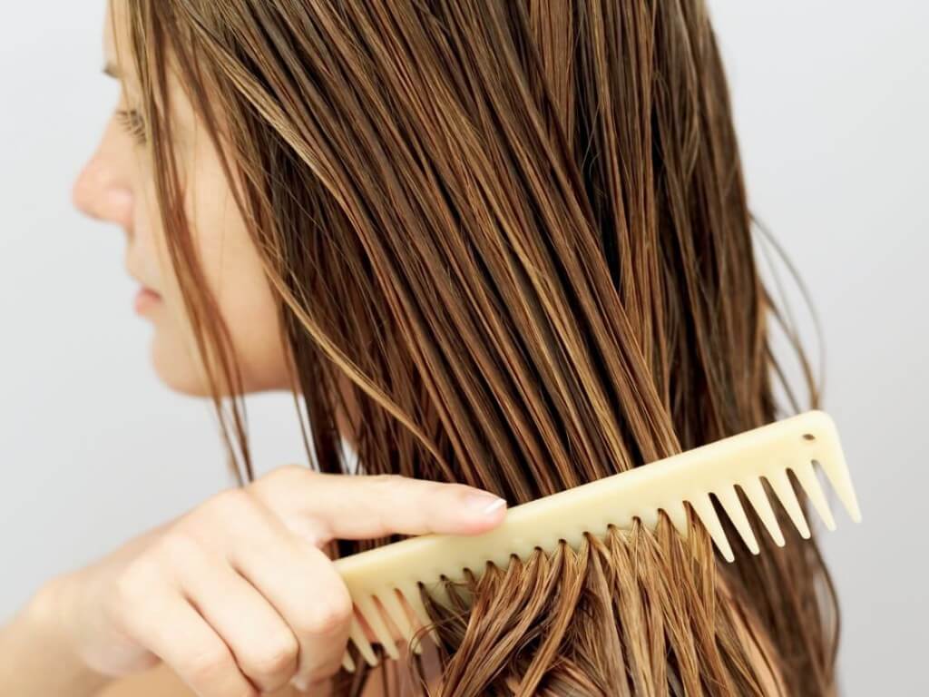 wide-toothed Comb for Tangled Hair Extensions