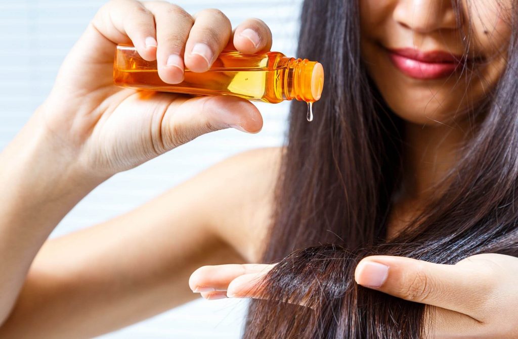 best-serum-for-dry-frizzy-hair-in-india-our-top-10