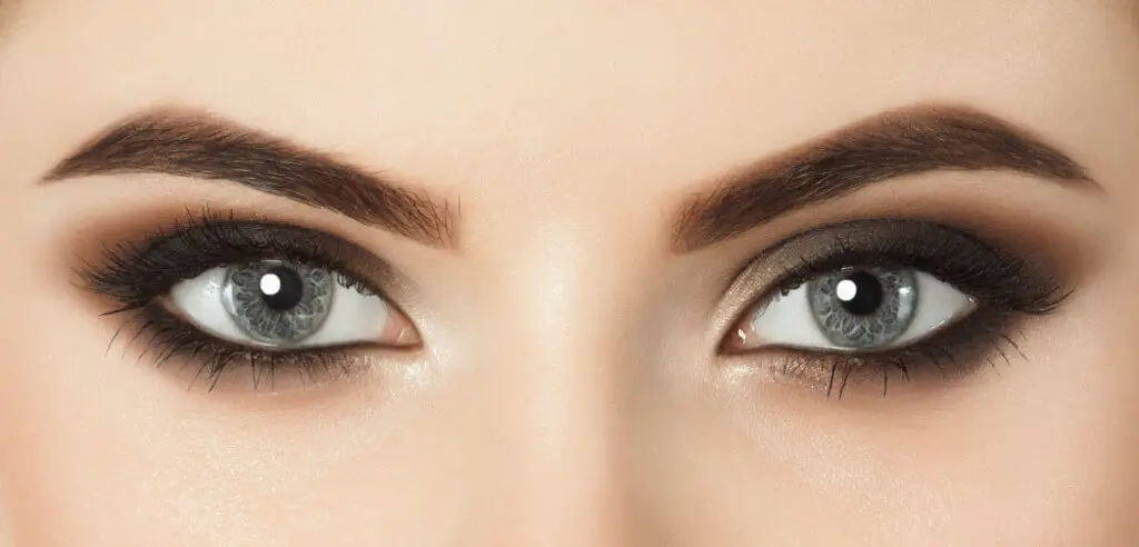 What are Henna Brows?
