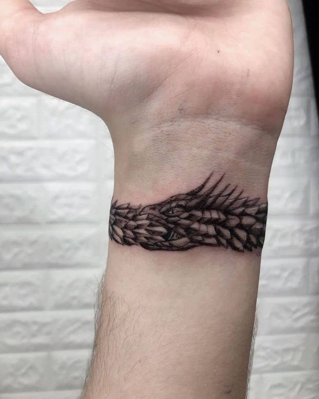 Simple Tattoo: sleeve tattoo ideas