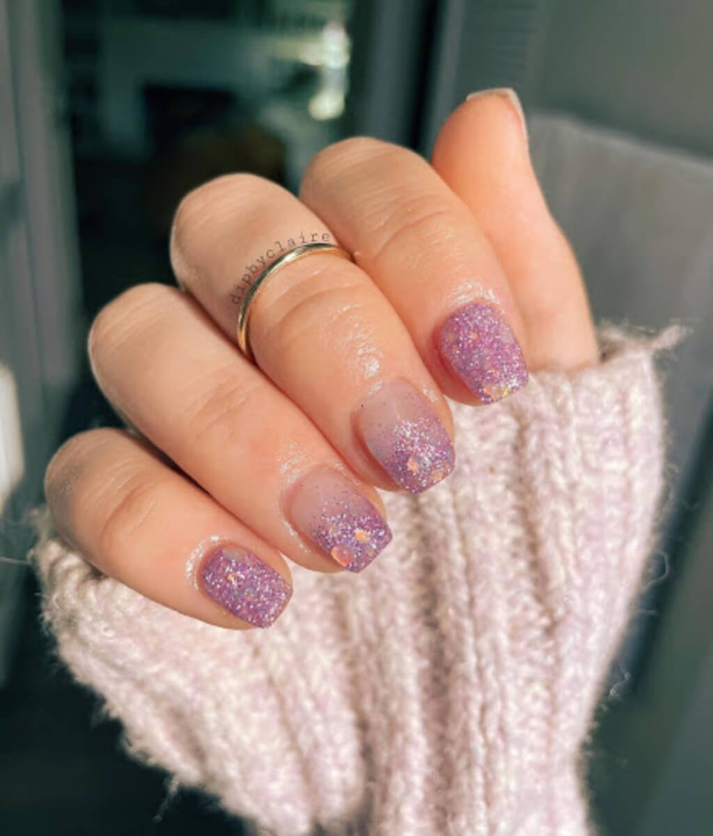 Squared Shaped and Glittery: manicure designs