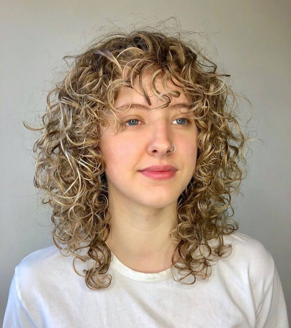 Shaggy Perm hair look