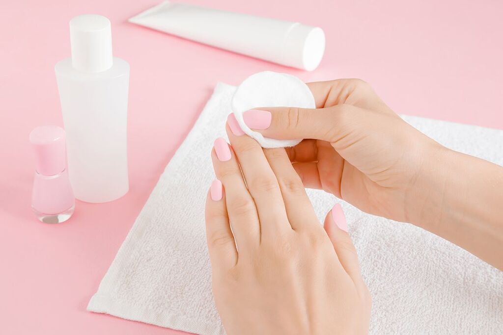 How to Remove Acrylic Nails at Home with a Complete Guide