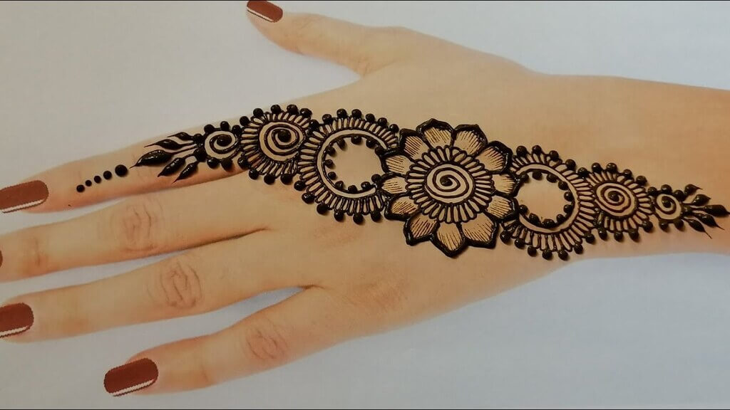 Floral Motif Back Hand mehndi Design