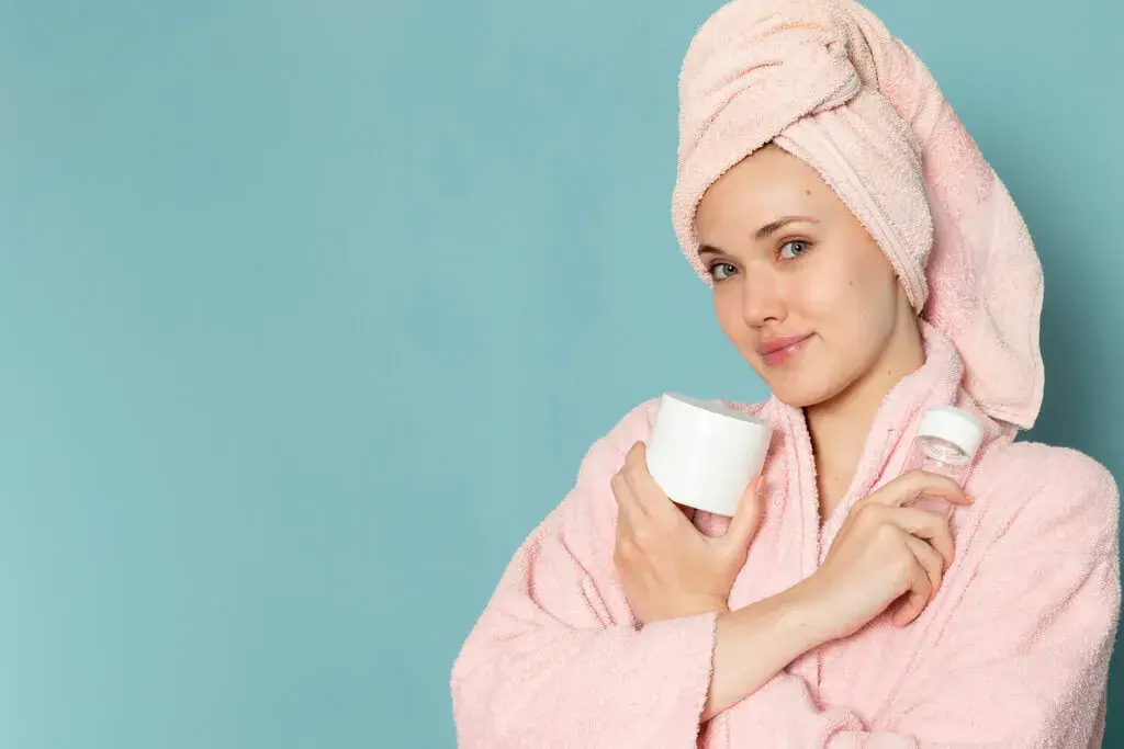 15 Best Winter Skin Care Tips to Follow in 2024