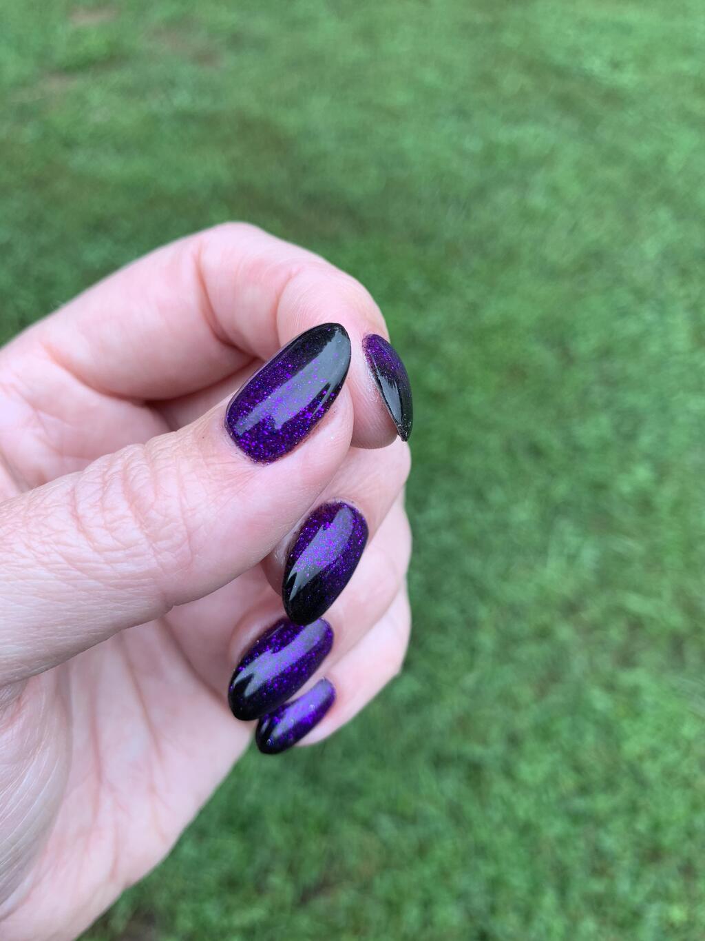 Purple Ombre Nails 
