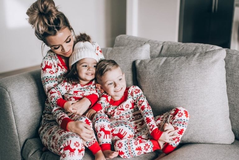 Top 10 Best Baby Clothing Stores That You Must Know