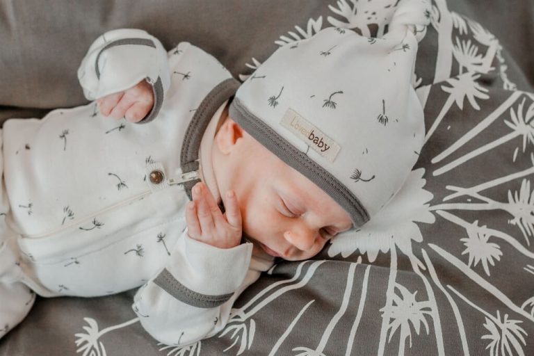 Top 10 Best Baby Clothing Stores That You Must Know