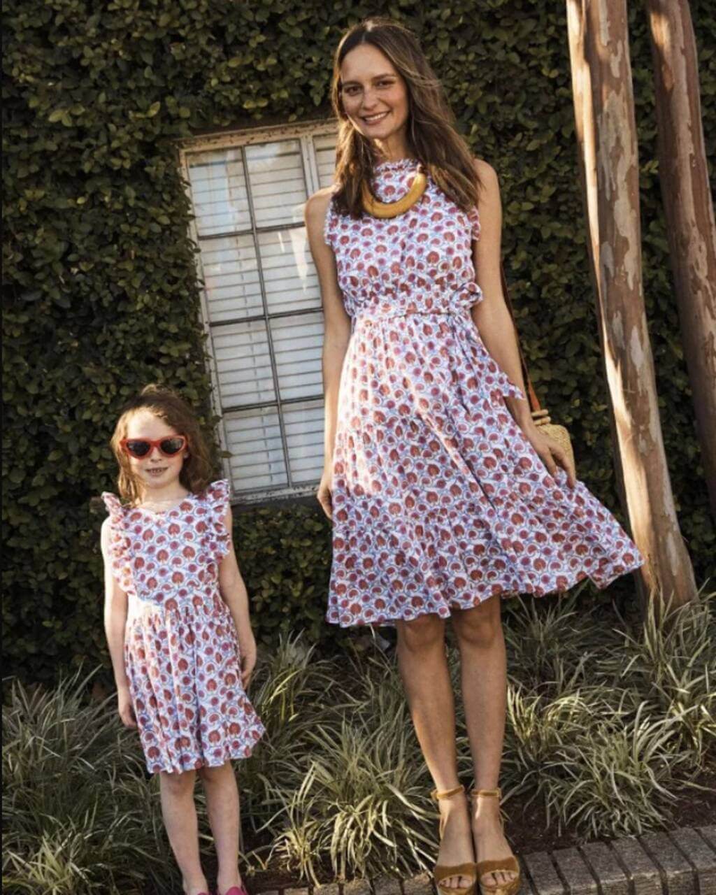 mom and daughter matching outfits