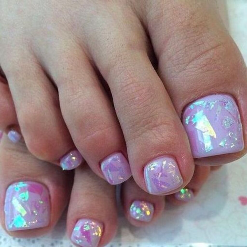 Holographic Light  Purple Toe nails design