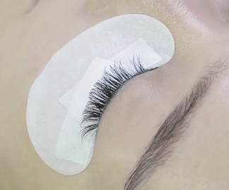 how to remove eyelash extensions