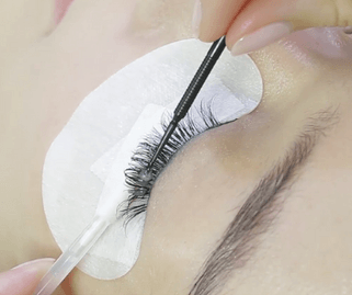 how to remove eyelash extensions