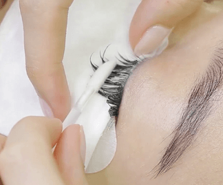 how to remove eyelash extensions