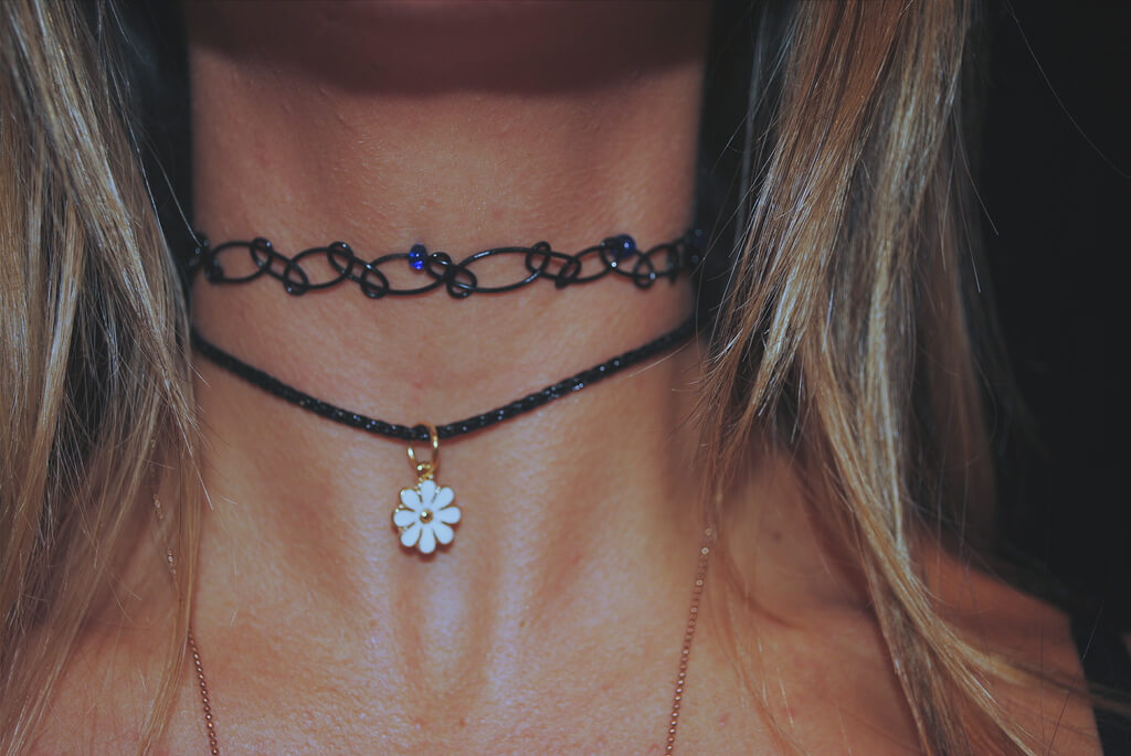 Chokers Accessories to Wear to a 90s Party