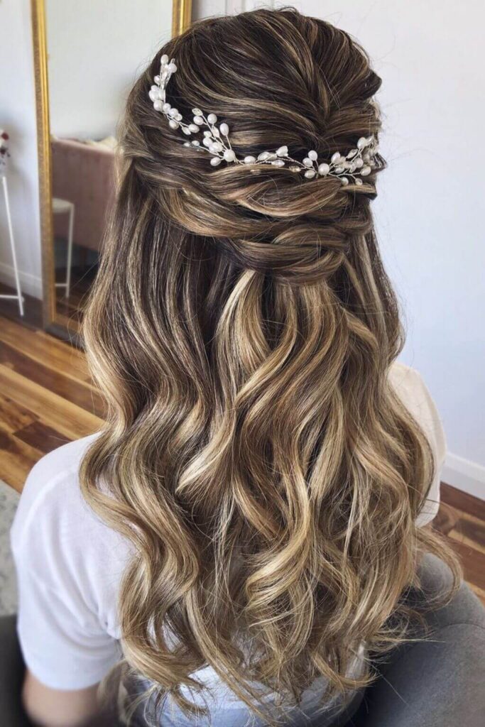 31 Mesmerizing Half Up Half Down Hairstyles to Try in 2023