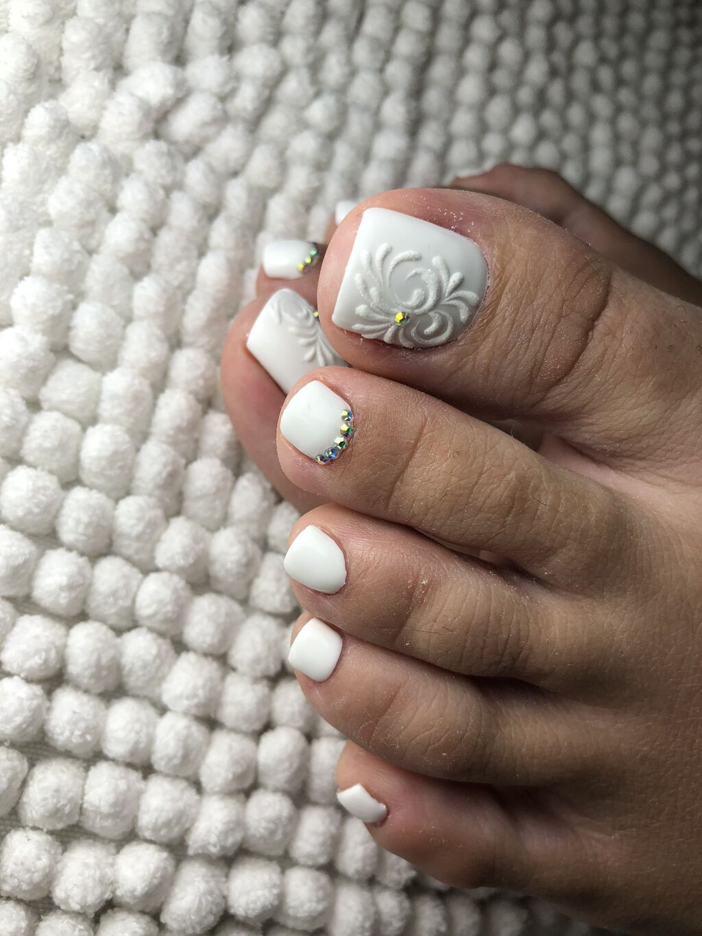 Bohemian Summer White Toe Nail Designs