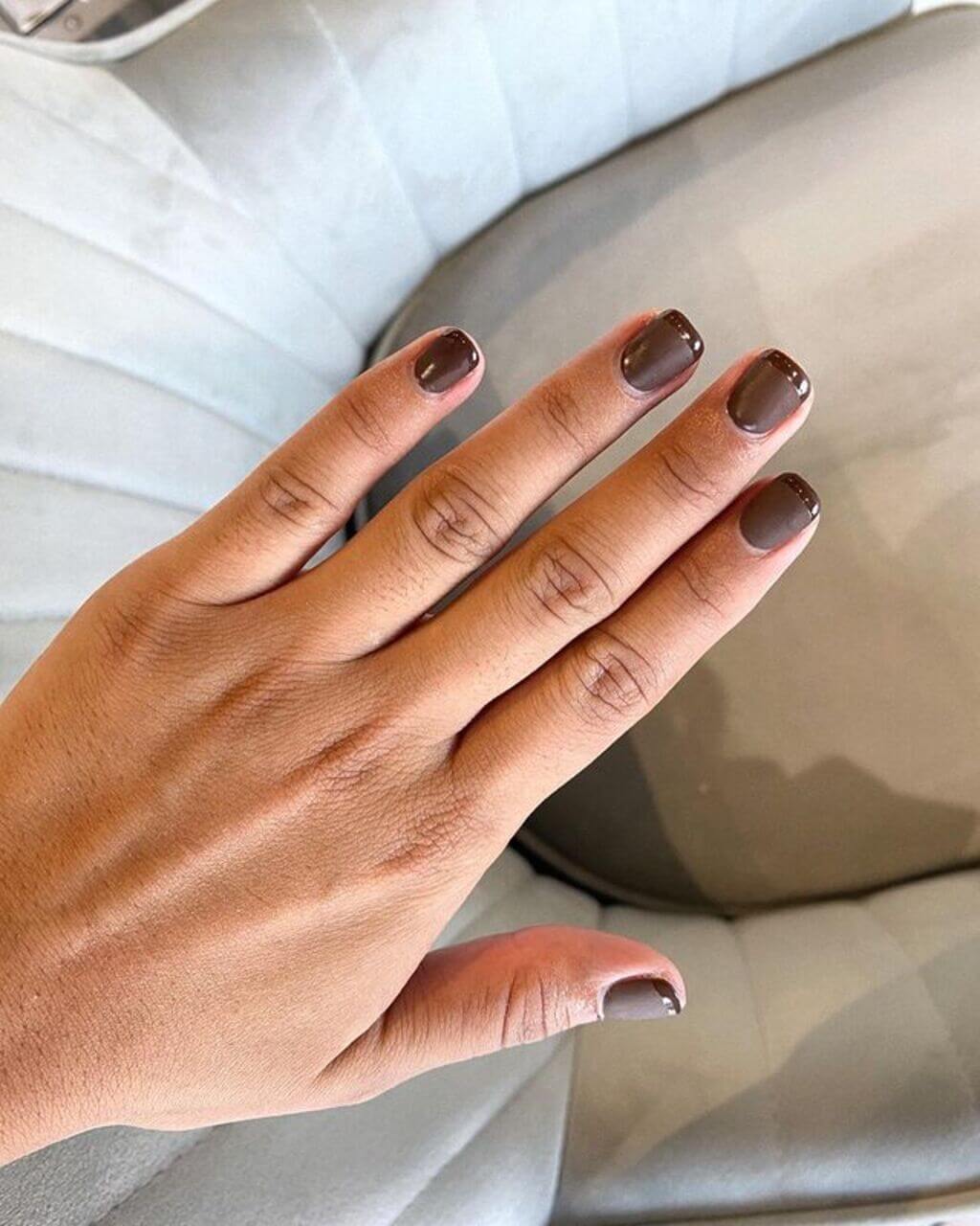 Mattes Brown with Gloss Brown nails