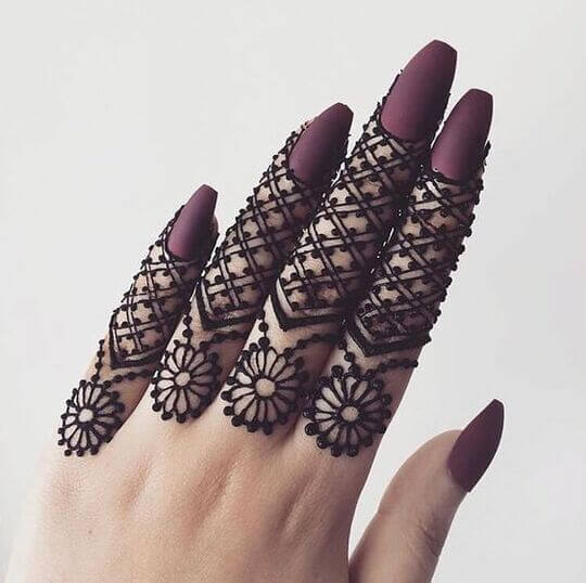 beautiful finger mehndi design
