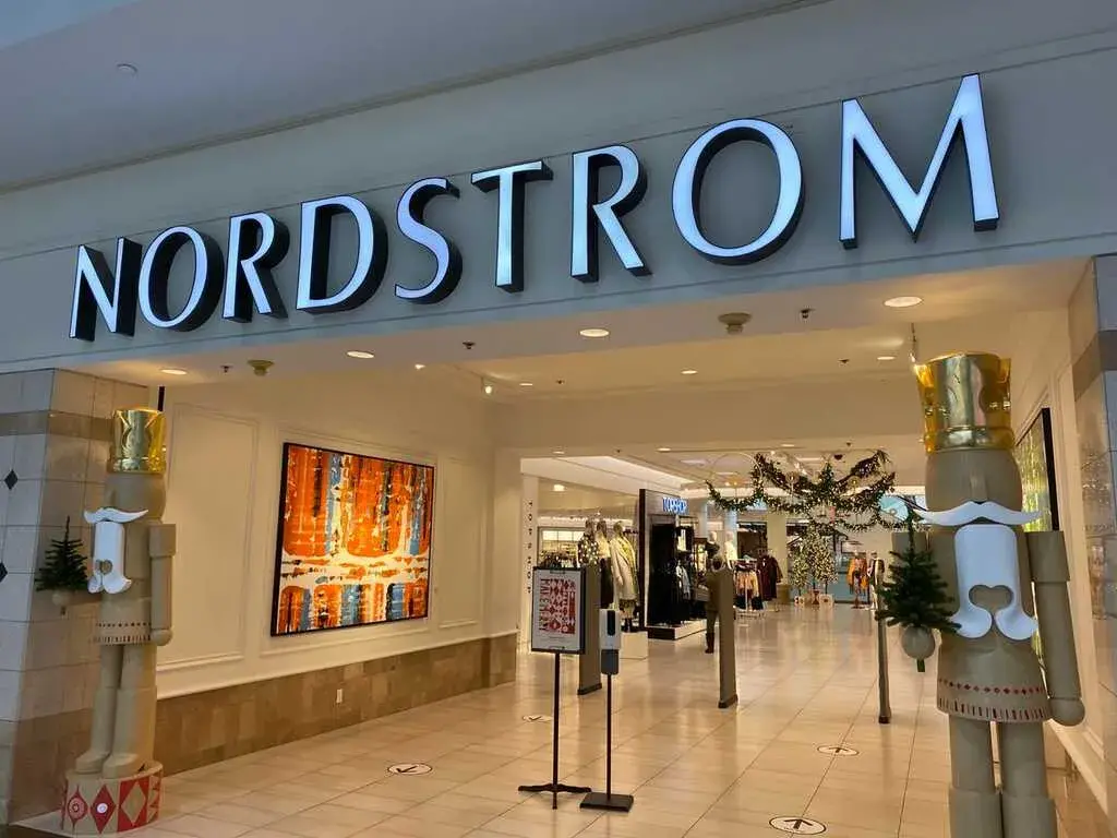 Nordstrom to Buy Cheap Workout Clothes