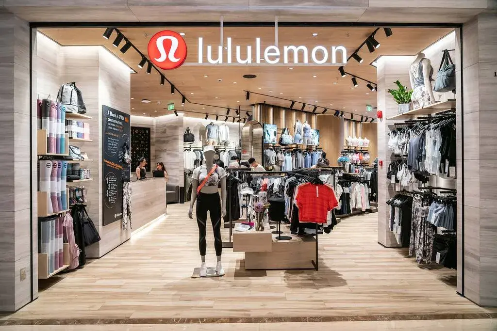 Lululemon to Buy Cheap Workout Clothes