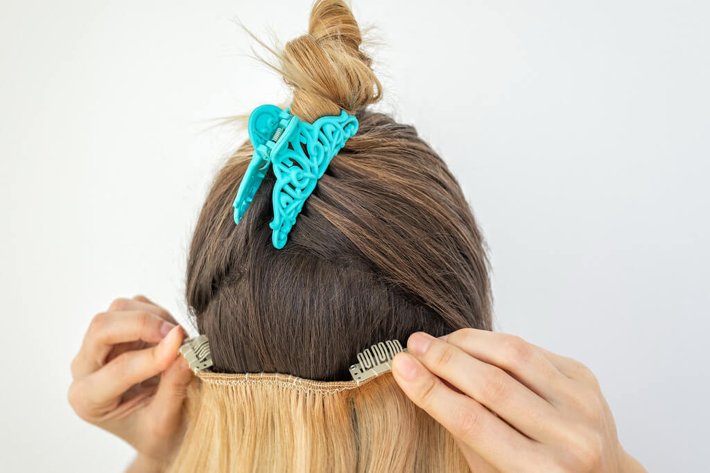 Clip-In Hair Extensions gives Angle Your Weft Properly