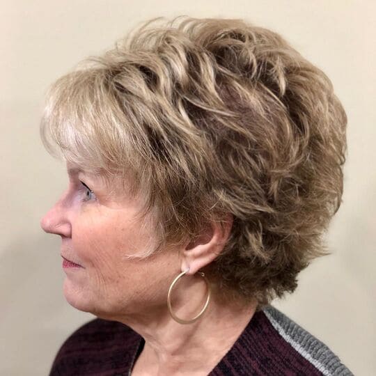 Short Feathered Hairstyle