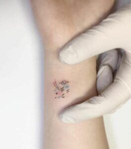 Minimalist Tattoo Ideas for Men and Women in 2024 | Fashionterest