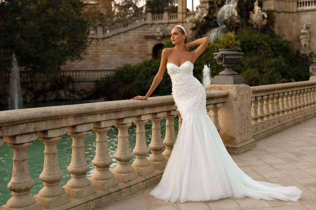 Advantages of Buying a Wedding Dress Online