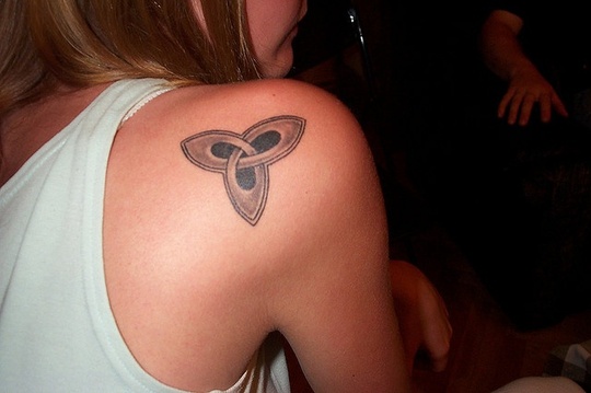 Celtic Tattoos on Shoulder for Women