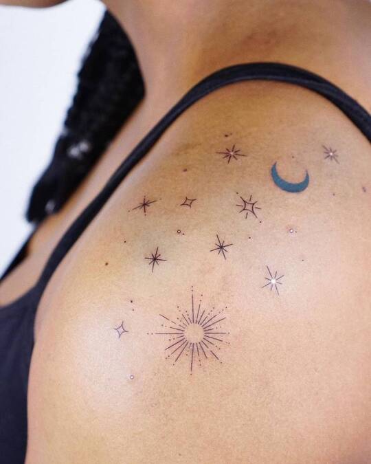 Star Shoulder Tattoos for girl