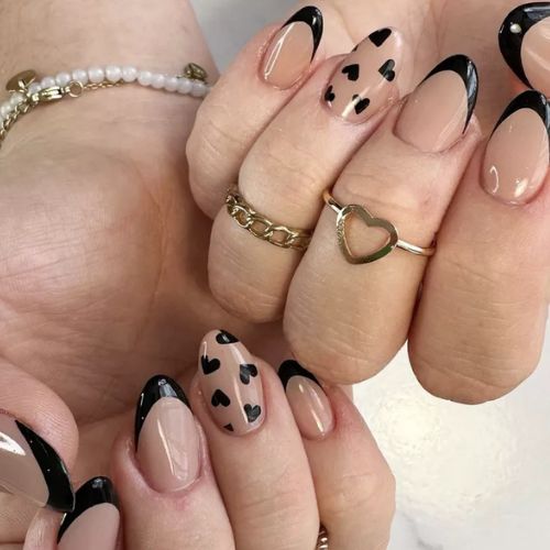 Black nude nail design