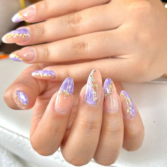 Lilac Stunners nail